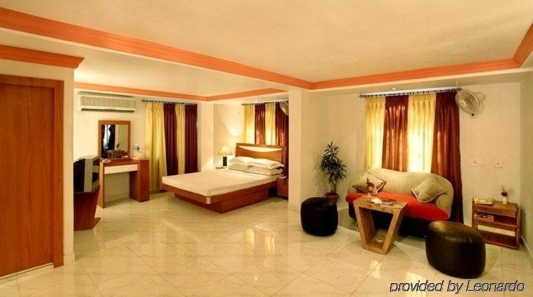 Hotel Housez43 Calcuta Habitación foto